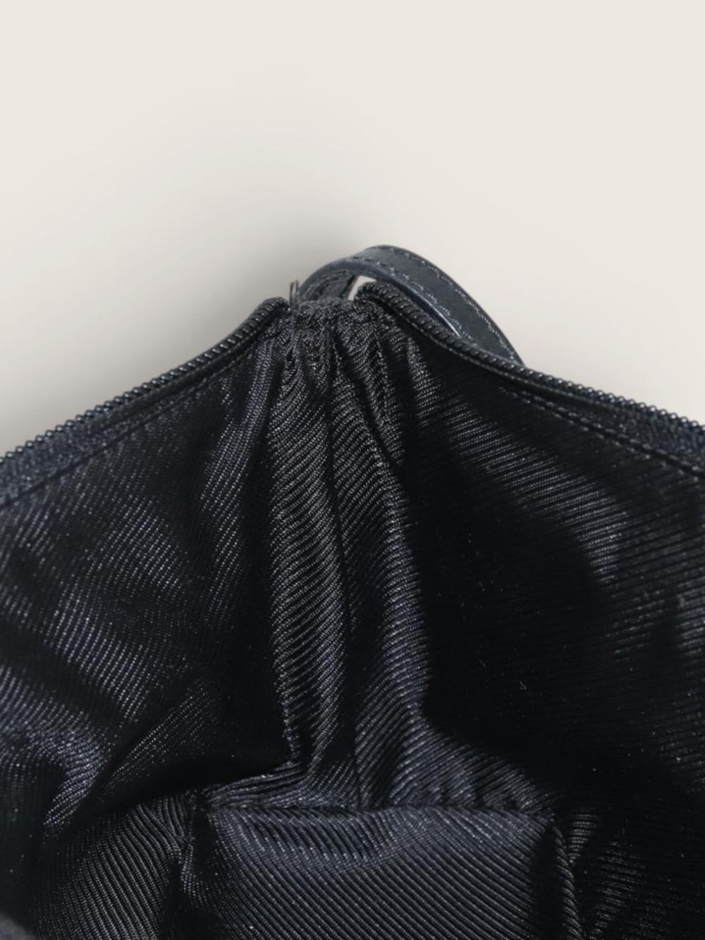 Gucci GG Canvas Boat Pochette Black Mini Shoulder Bag Silver Hardware - Picture 10 of 16